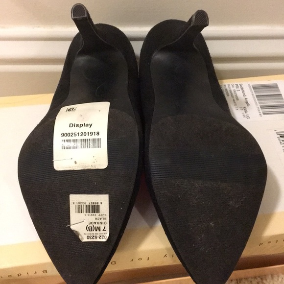 Sold Black suede heels - Picture 5 of 7